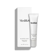 Confezione del prodotto Medik8 Blemish SOS su sfondo bianco.